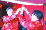 东胜区53对老人首办金婚庆典 - 正北方网