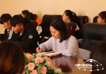 二连浩特：大学生观看自治区第十次党代会开幕式盛况 - 正北方网