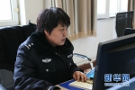 内蒙古公安烈士长眠十年 妻儿同穿警服继承遗志 - Nmgcb.Com.Cn