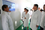 吕金华副局长一行参观双奇药业质量控制化验室和生产车间.JPG - 质量技术监督局